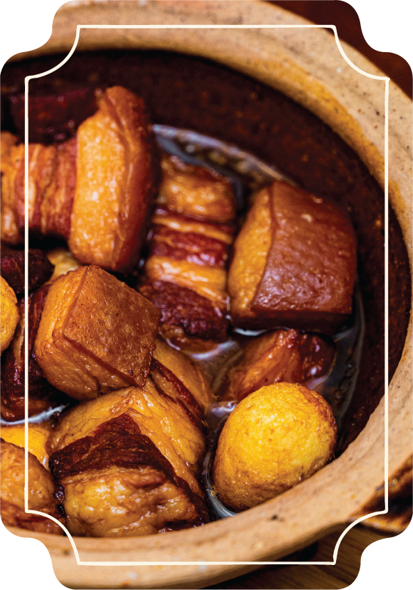 Braised pork with quail eggs