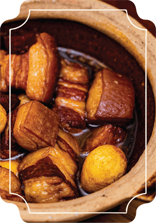 Braised pork with quail eggs